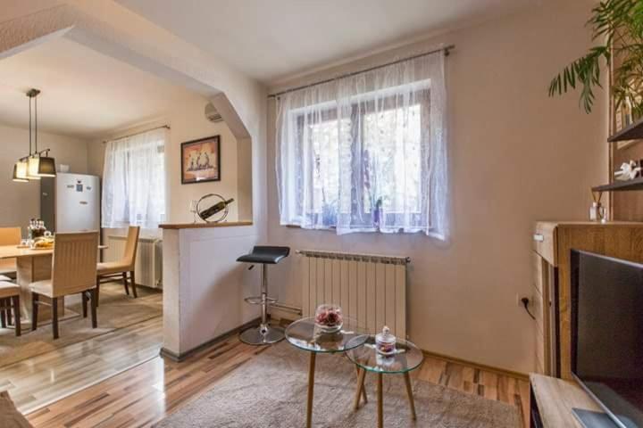 Apartman Sunny Lika Gospić Eksteriør billede